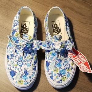 New lil girls vans  12.5